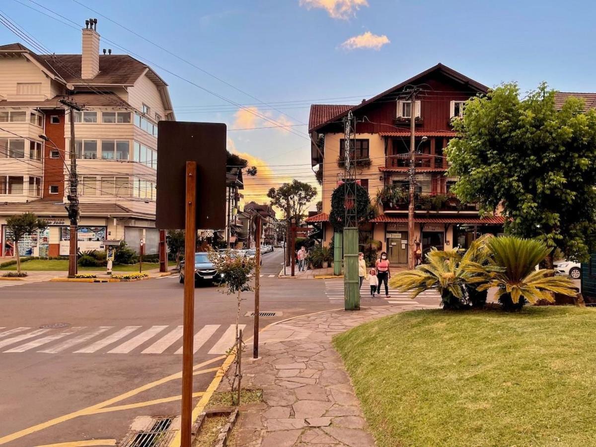 Apartamentos Solar Da Garibaldi Centro By Achei Gramado Esterno foto
